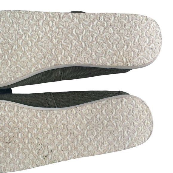 TOMS Men's Alpargata Cotton Canvas Classic Slip On in Olive Green Size 12 - Picture 11 of 11